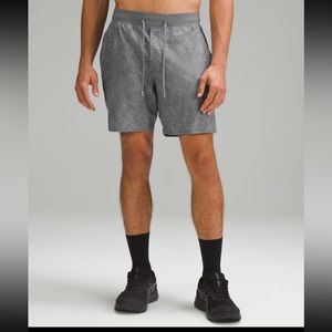 Lululemon men’s T.H.E. shorts, size large, gray and black, Excellent condition!